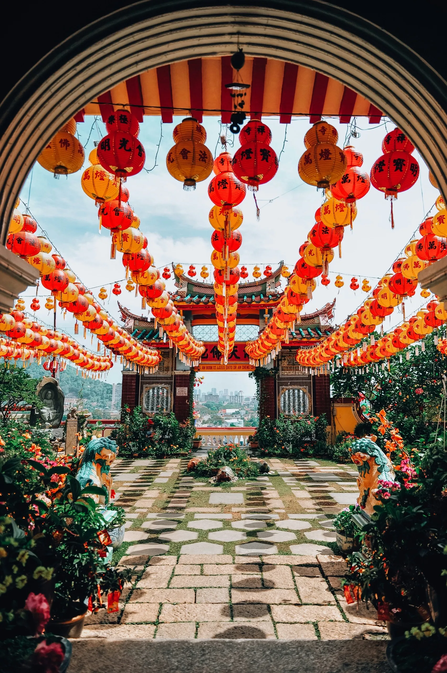 geraldine-ng-xHf23YM42fc-unsplash.jpg